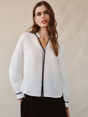 BELLA DAHL Contrast Trim Blouse Pullover Top In White Modern Quiet Luxury Small